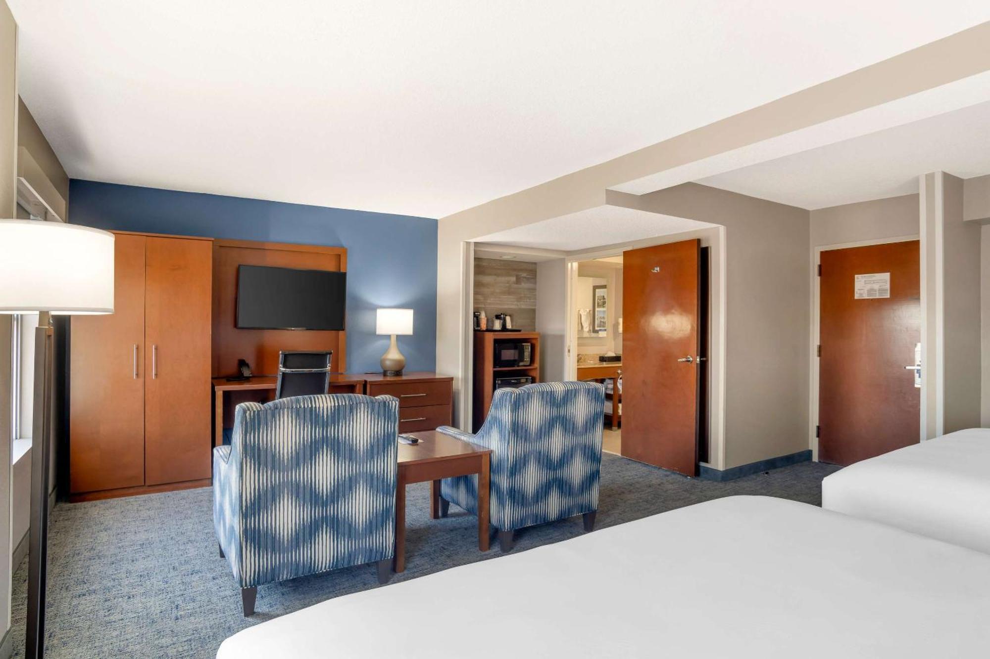 Comfort Suites Near Birkdale Village- Huntersville Exteriör bild