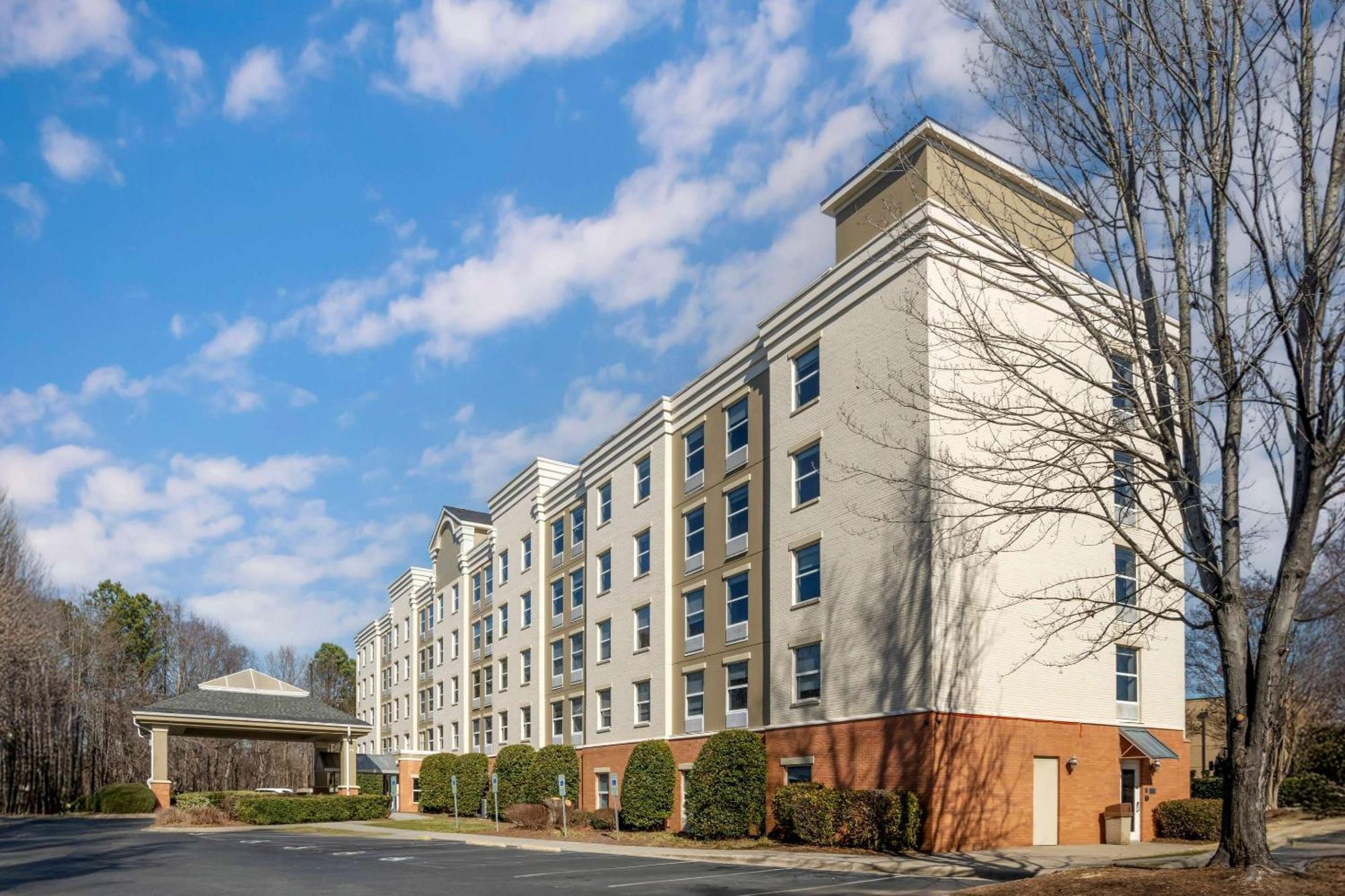 Comfort Suites Near Birkdale Village- Huntersville Exteriör bild