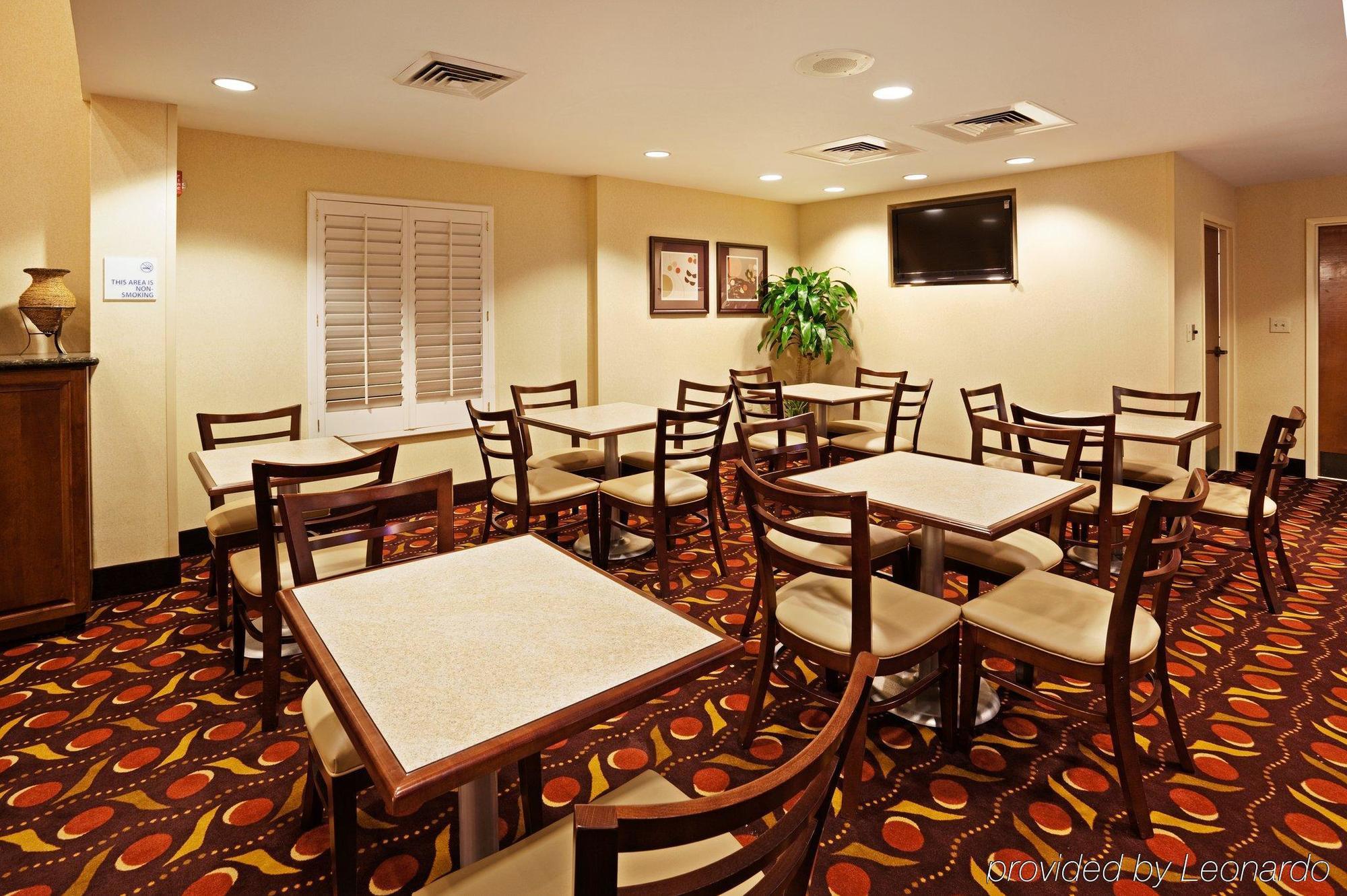 Comfort Suites Near Birkdale Village- Huntersville Exteriör bild