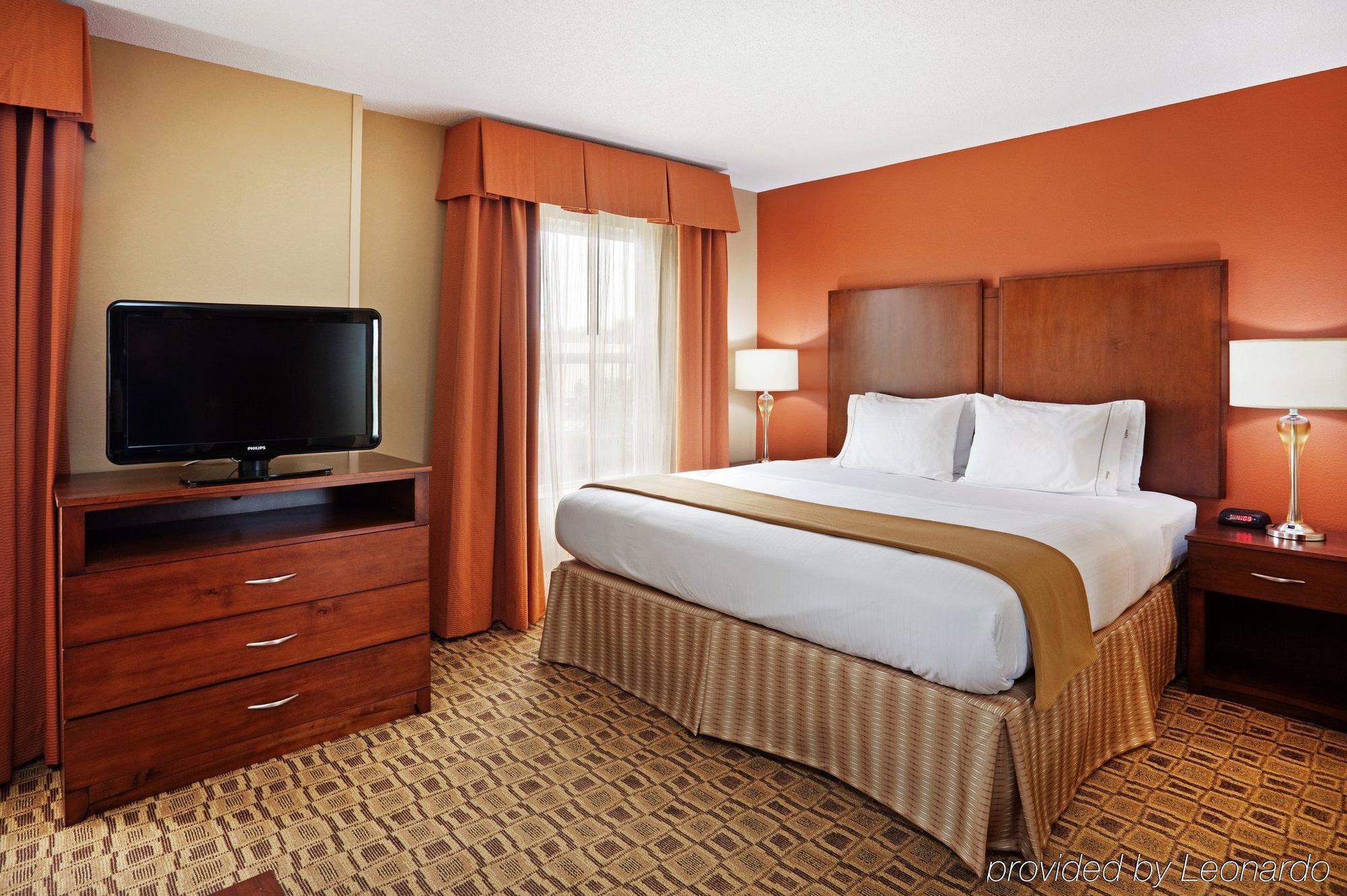 Comfort Suites Near Birkdale Village- Huntersville Rum bild