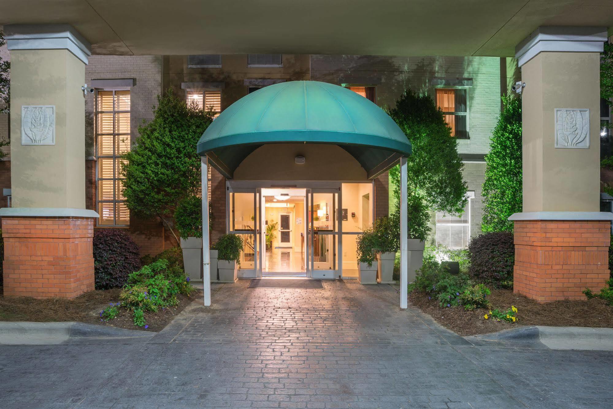Comfort Suites Near Birkdale Village- Huntersville Exteriör bild